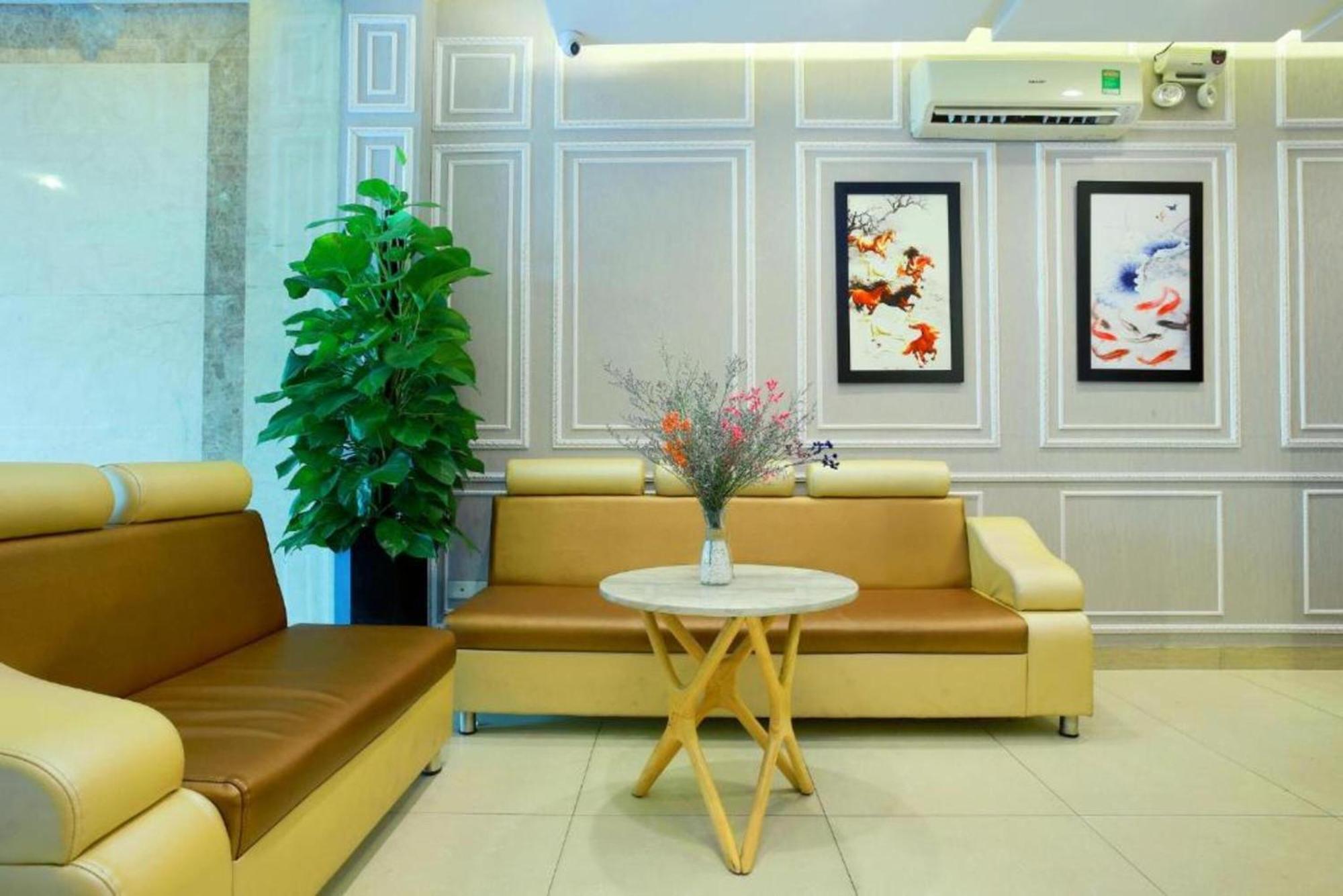 Lucky Star Hotel - Bui Vien Walking Street Ho Chi Minh City Bagian luar foto
