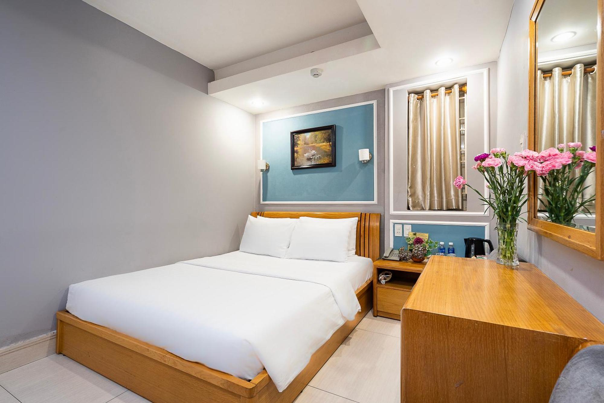 Lucky Star Hotel - Bui Vien Walking Street Ho Chi Minh City Bagian luar foto